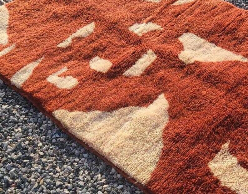 Terracotta and ecru Moroccan Mrirt rug 300x200 cm – abstract pattern
