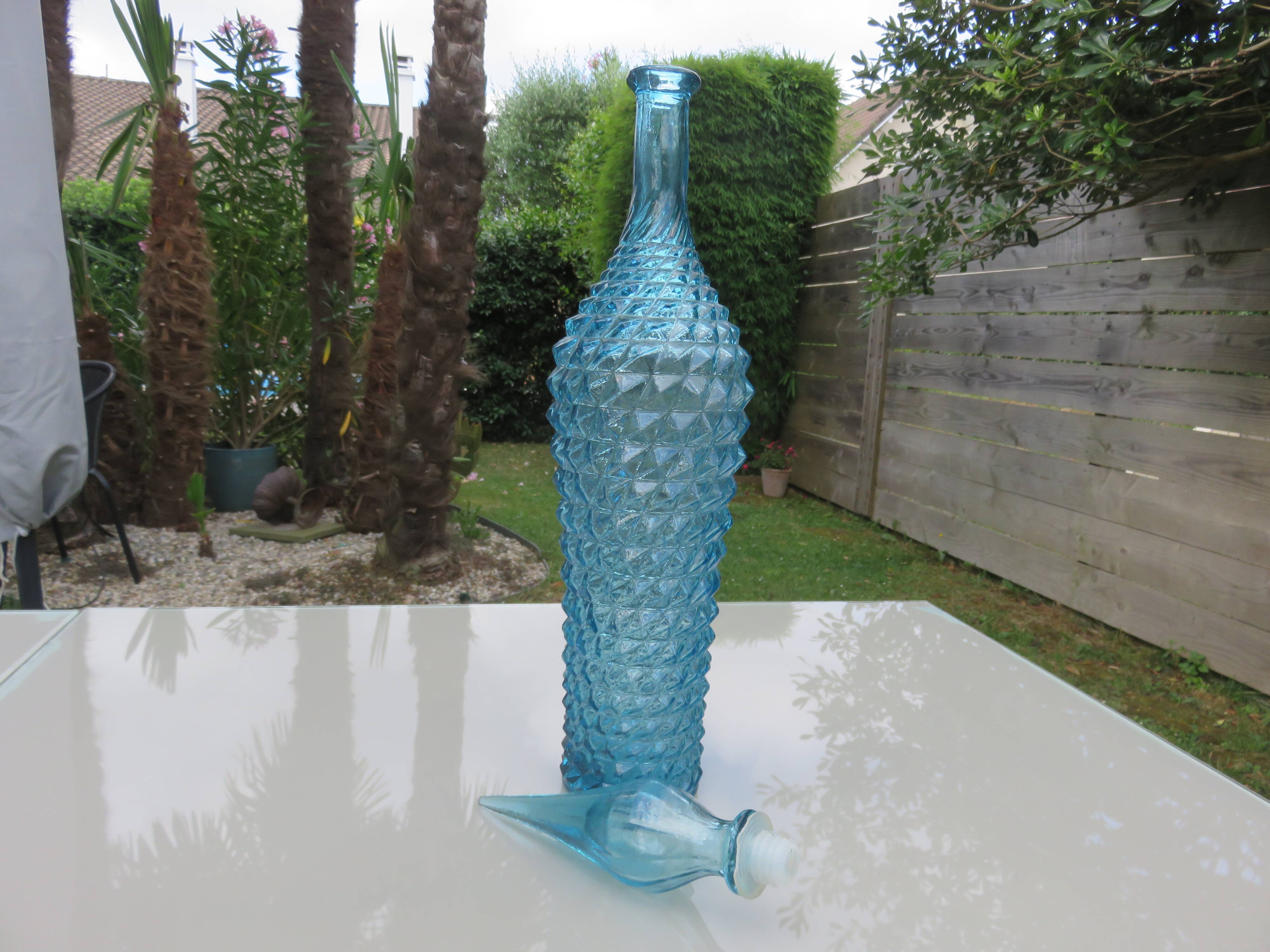 Large Empoli bottle, diamond point, Italy, 60s 70s