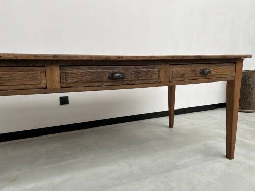 Old farmhouse table (50s) with 3 drawers