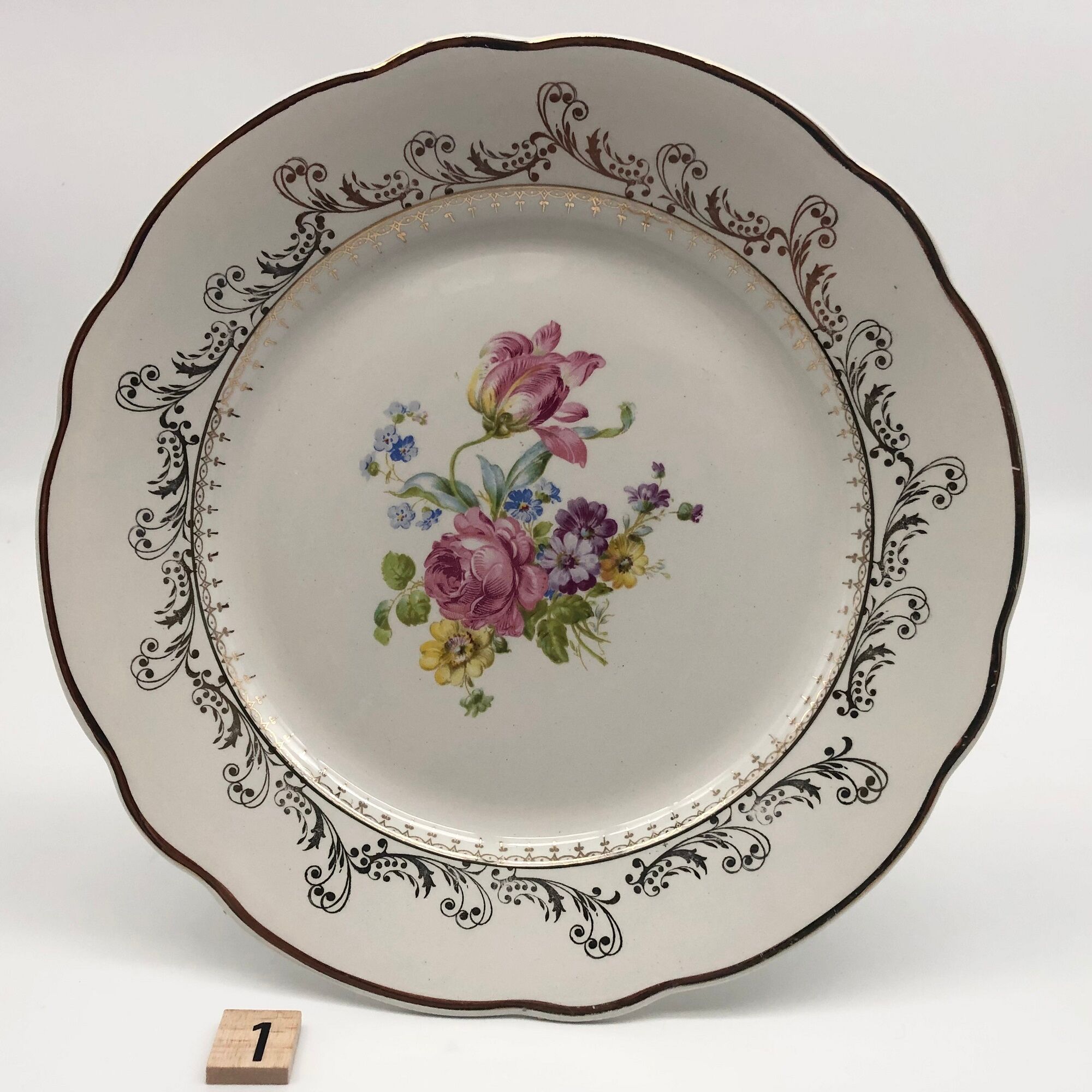 6 flat plates "Digoin Sarreguemines" model Arabesques