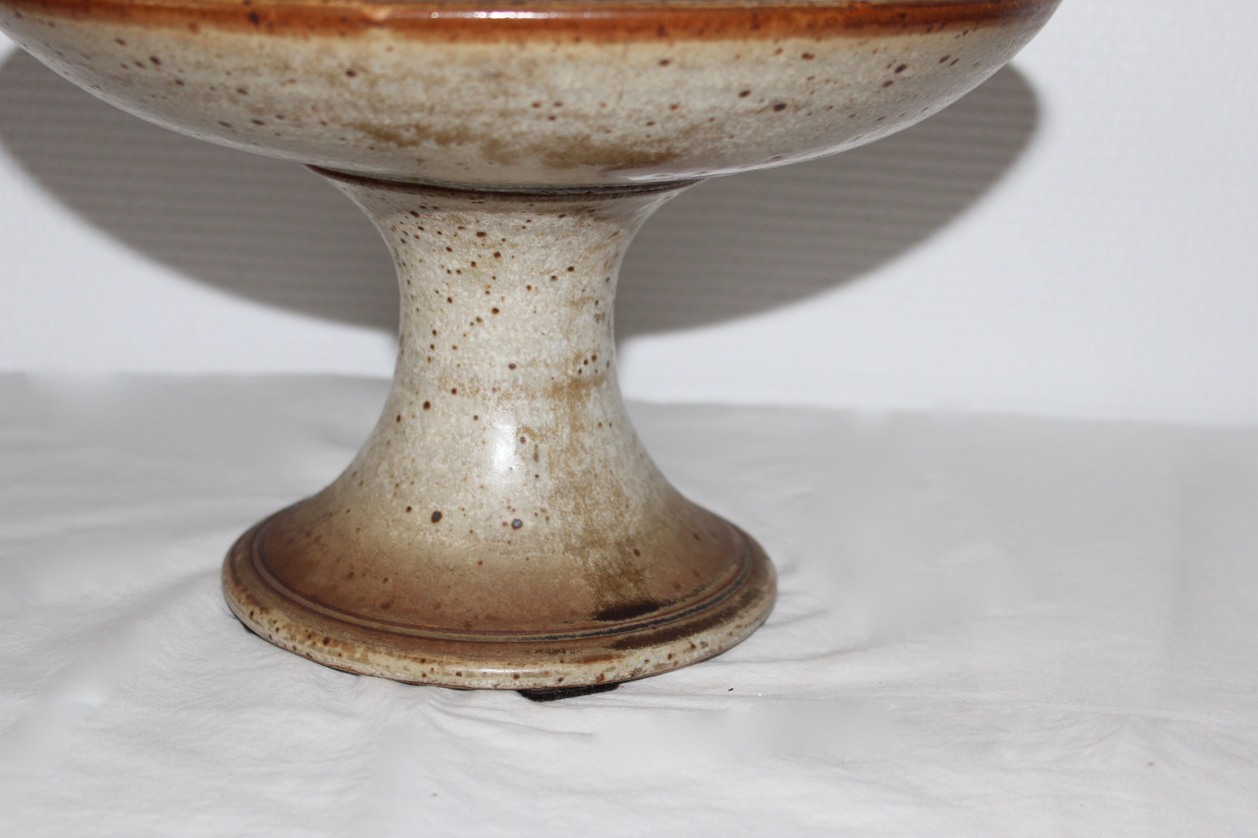 Stoneware serving dish