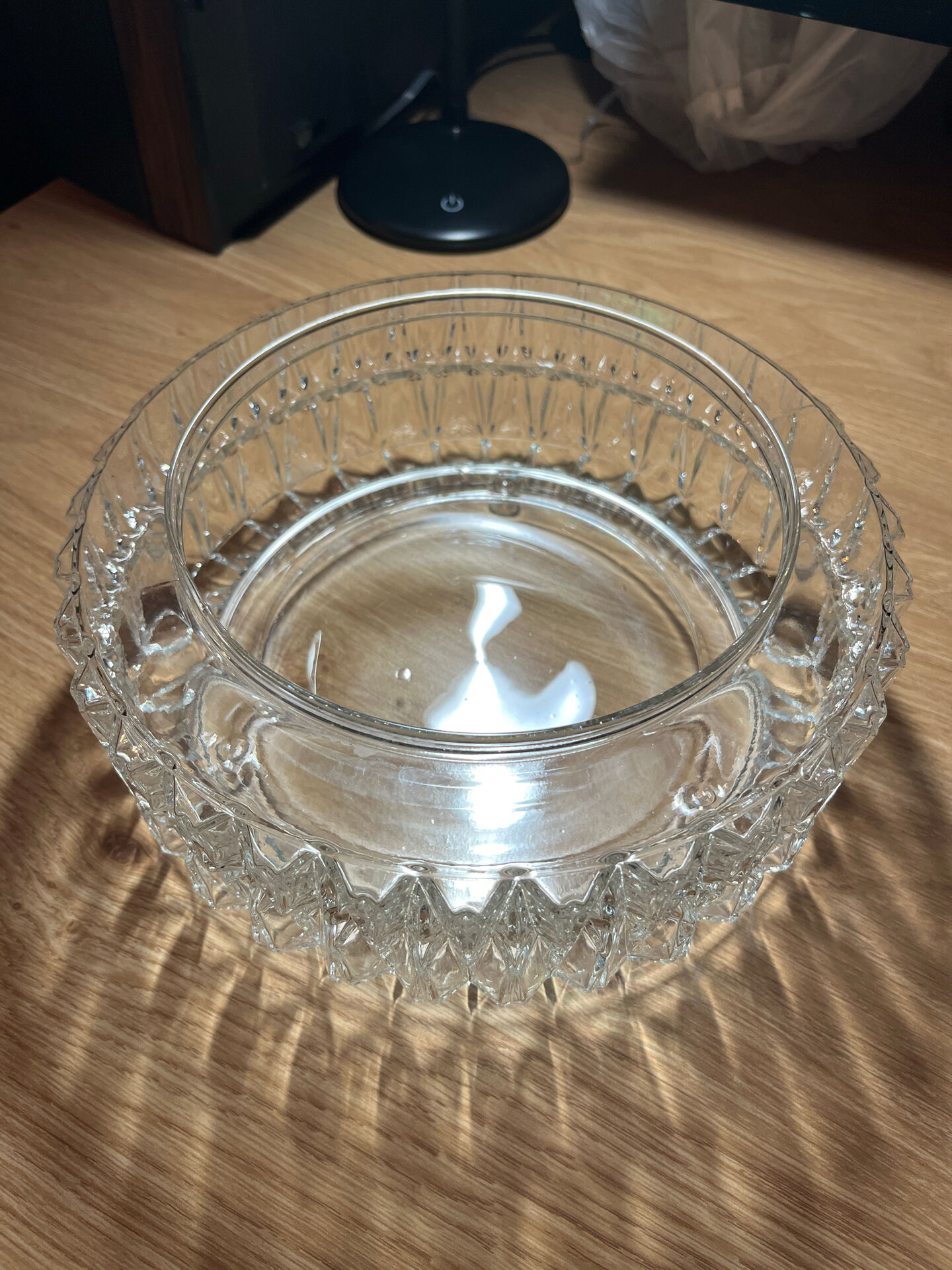 Vintage geometric moulded glass ceiling lampshade 1970 – Empty pot