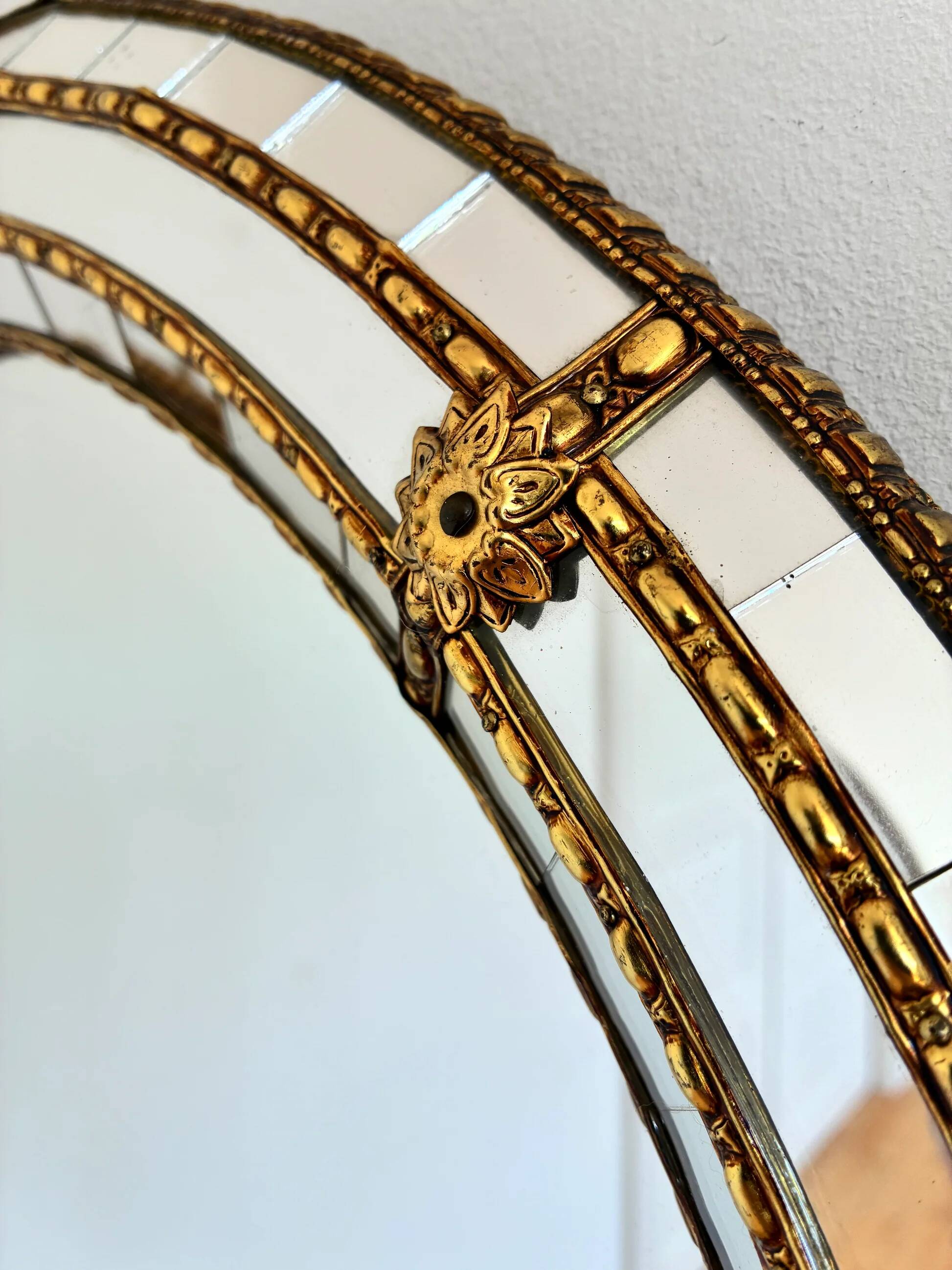 Large vintage Spanish Venetian-style wall mirror, brass, 1980s Hollywood Regency