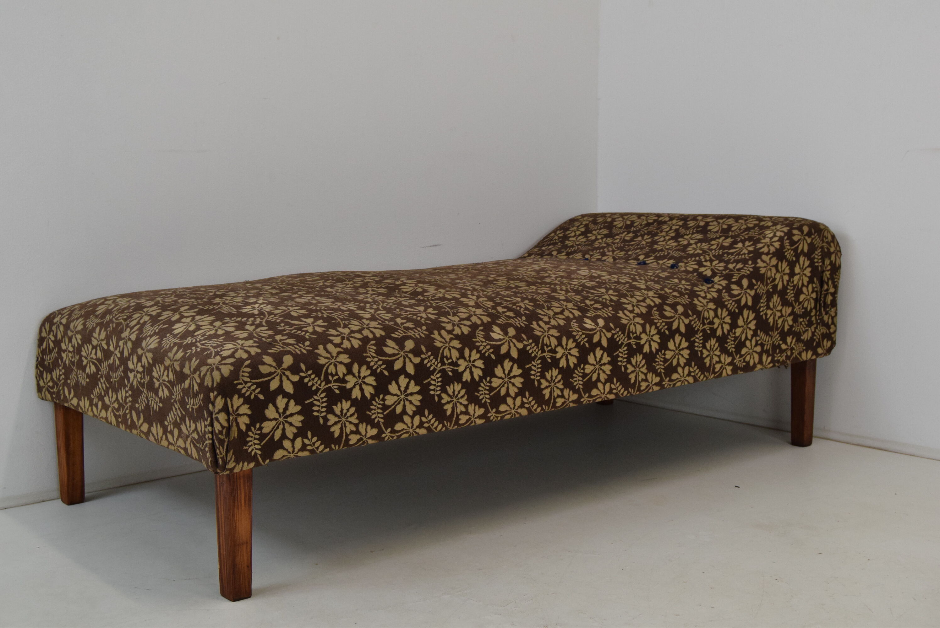 Art deco Daybed,circa 1930's.