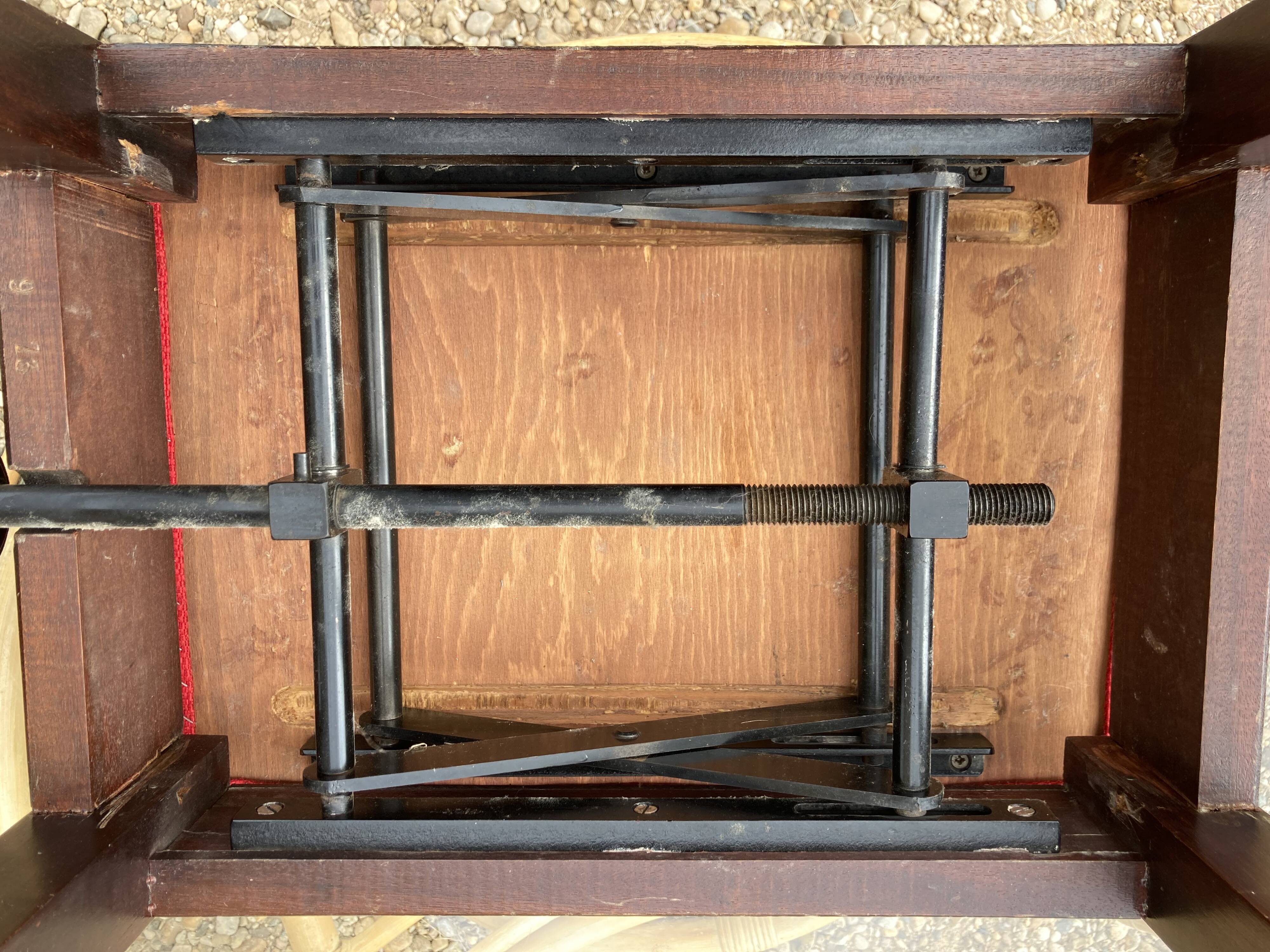 Tabouret de piano