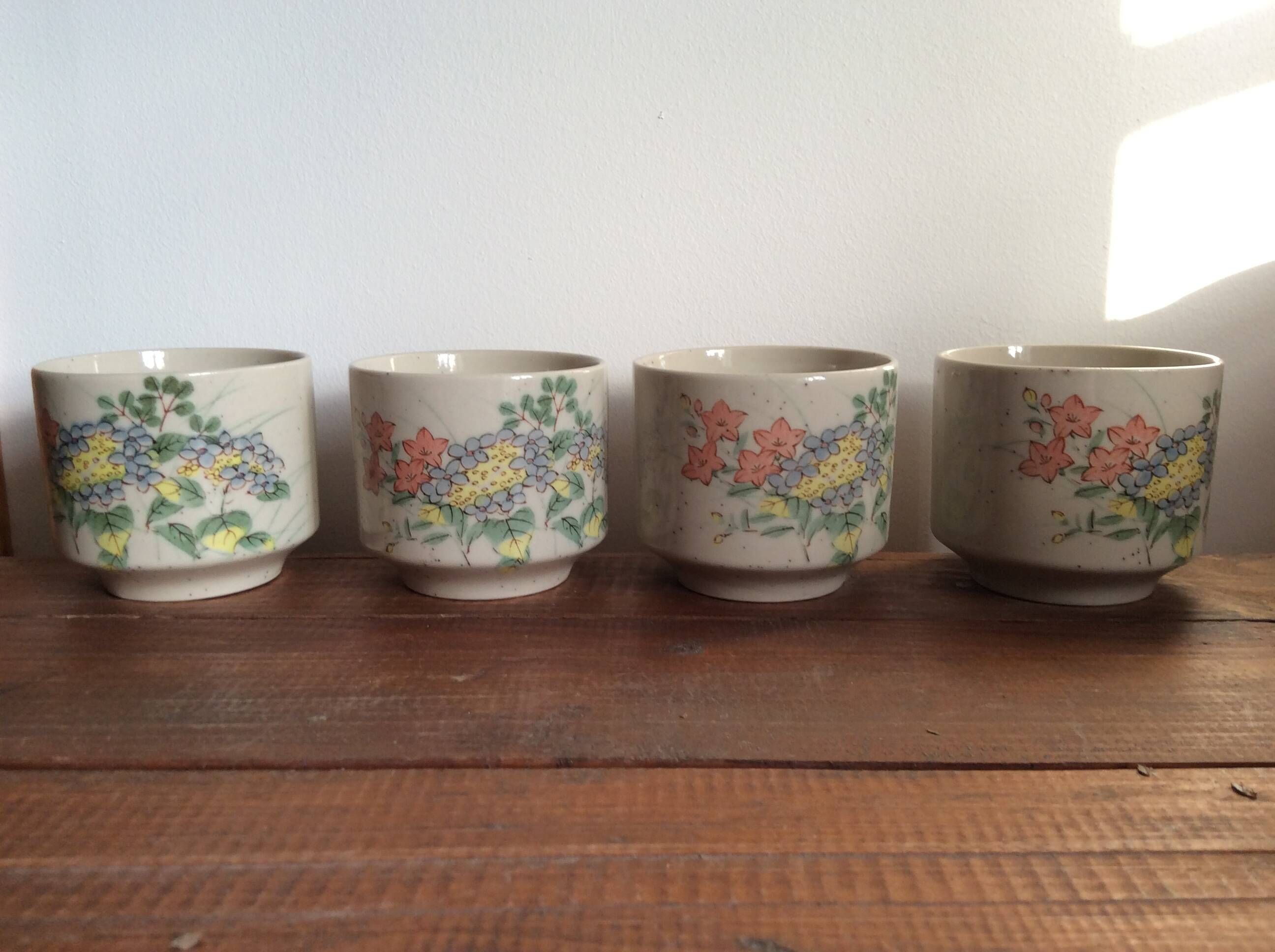 4 tasses à café