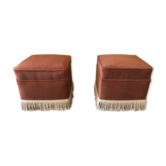 Duo of old pink poufs with fringes