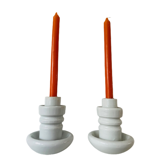 Set of 2 porcelain candle holders