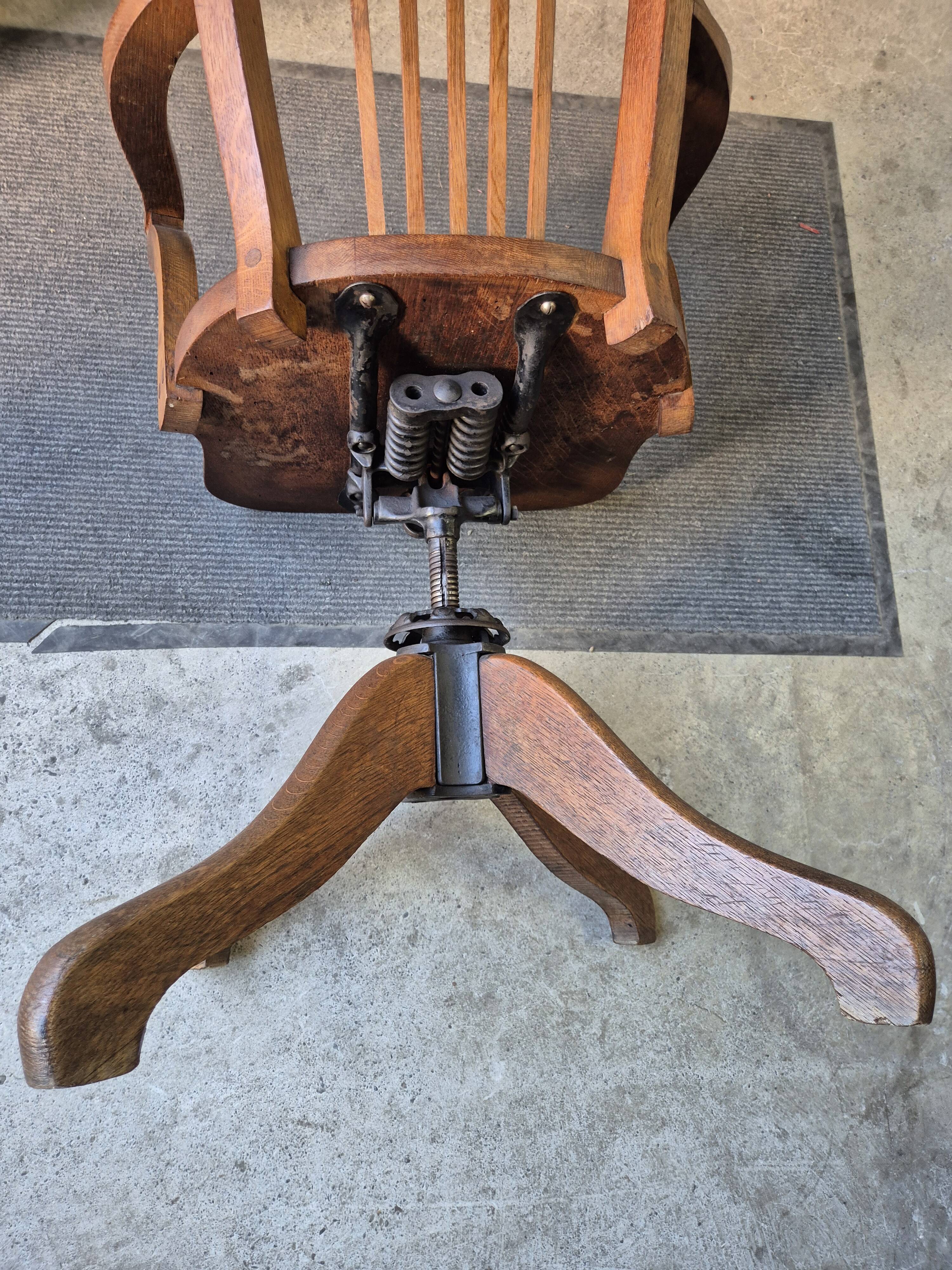 Fauteuil de bureau americain en chene reglable 1950