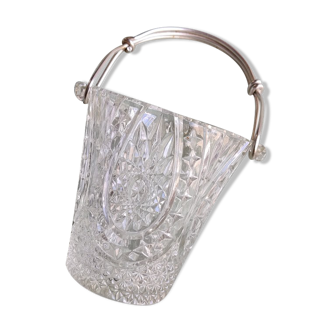 Ice bucket