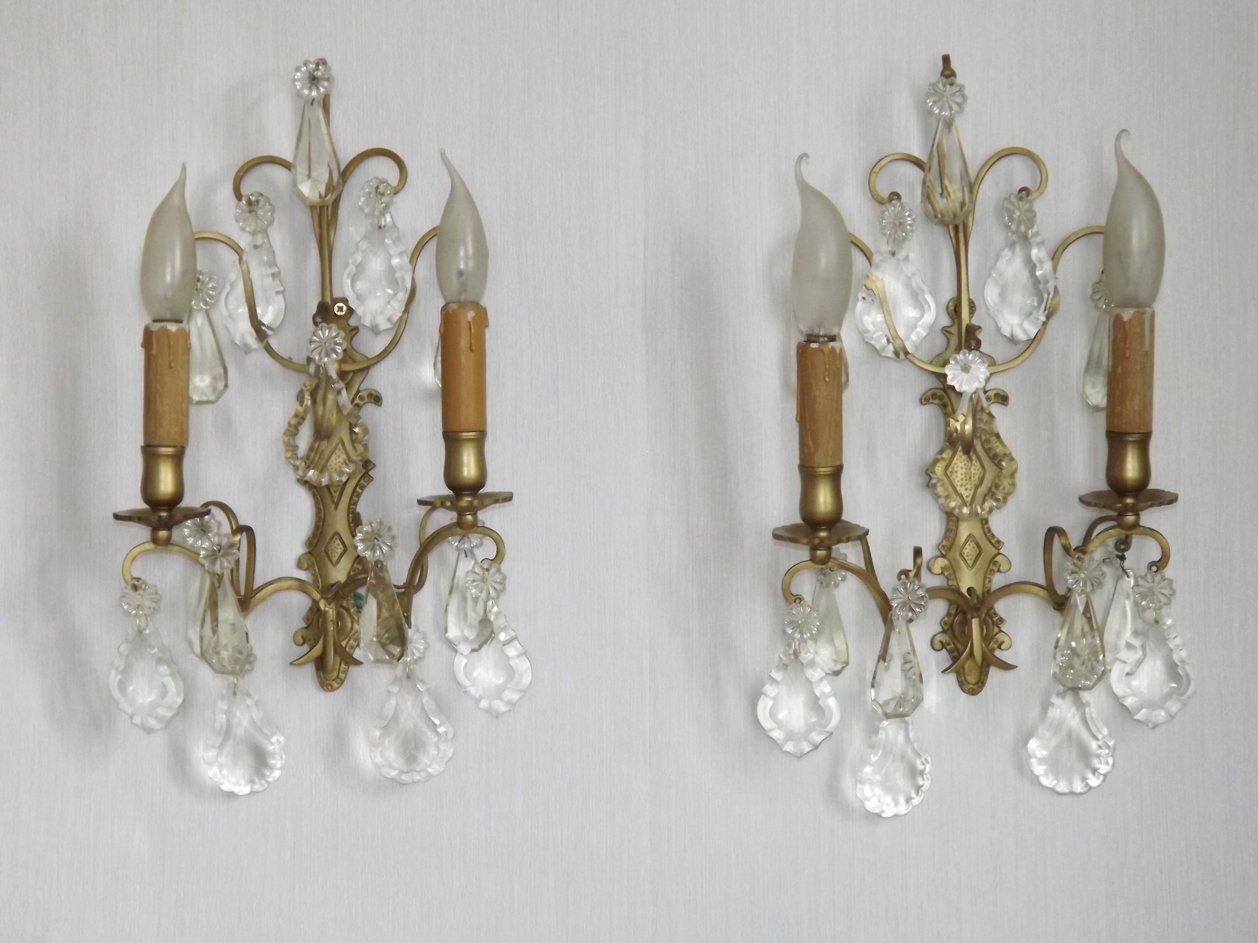 Grande paire d'appliques murales françaises vintage en bronze avec cristaux assortis 5514