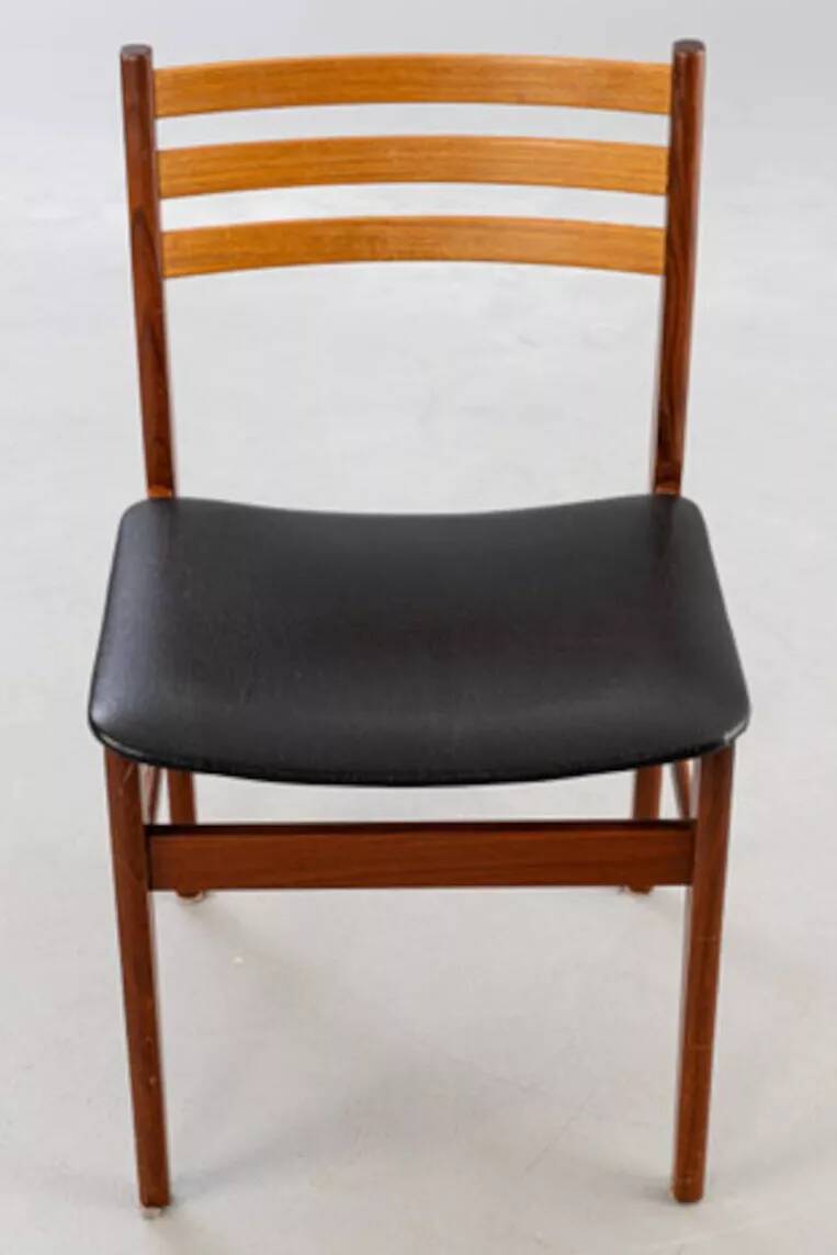 Scandinavian chair in teak and black leatherette – Denmark 1960