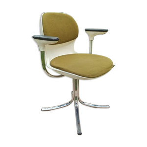 Chaise pivotante N°