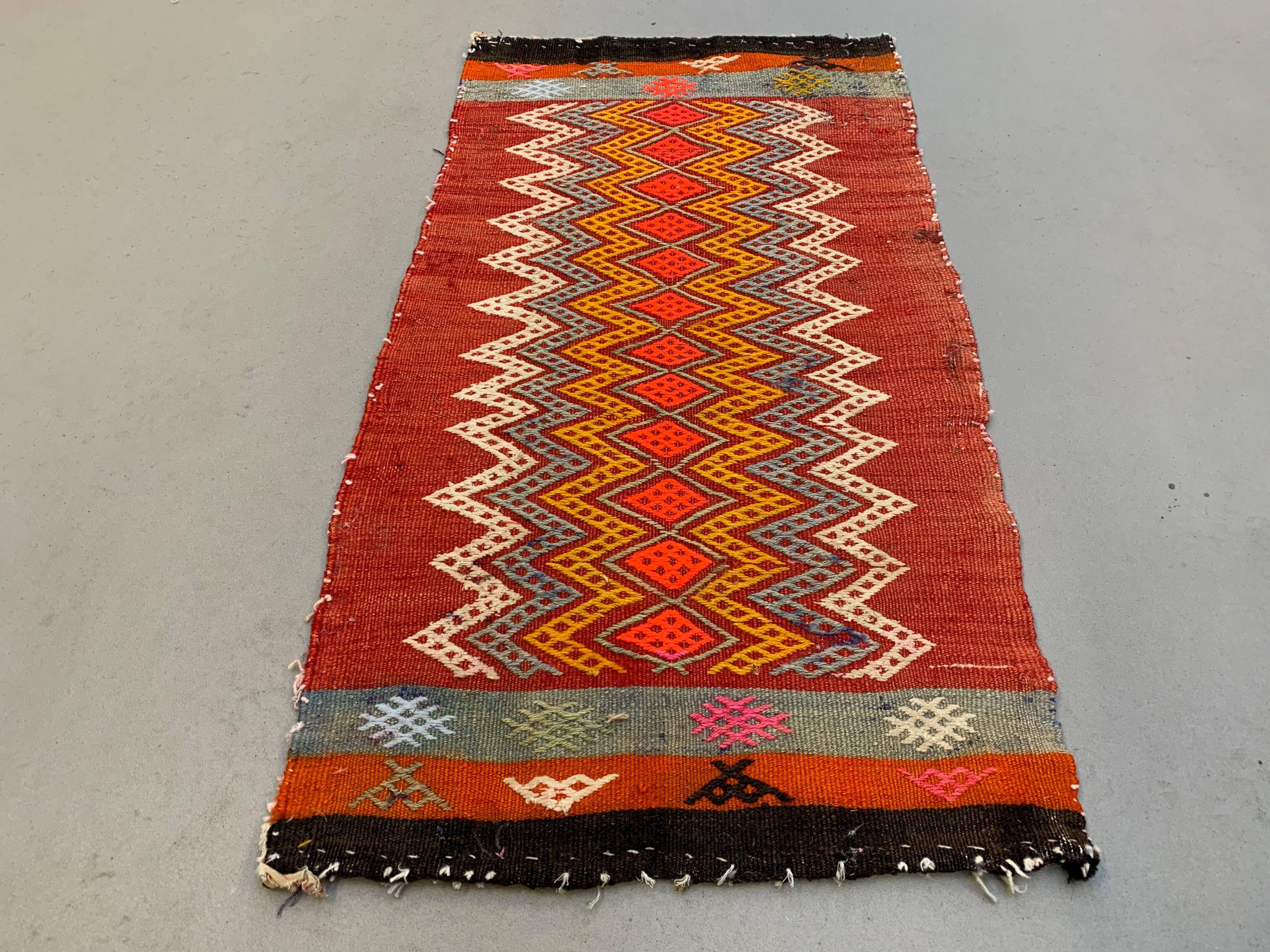 Vintage Turkish Mini Kilim 92x50 cm Wool Small Kelim Runner, shabby Chic