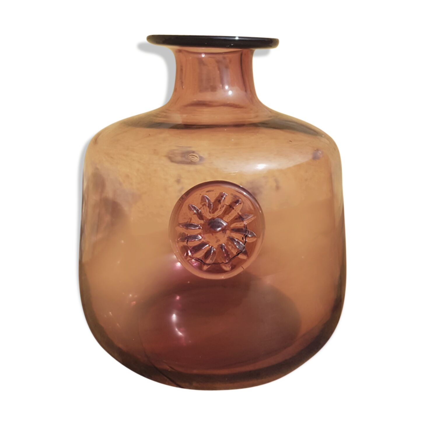 Vase en verre transparent violet