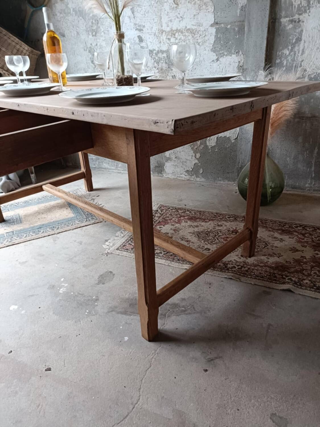 Farmhouse table