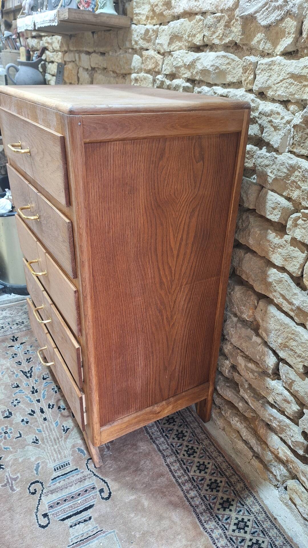 Vintage chest of drawers