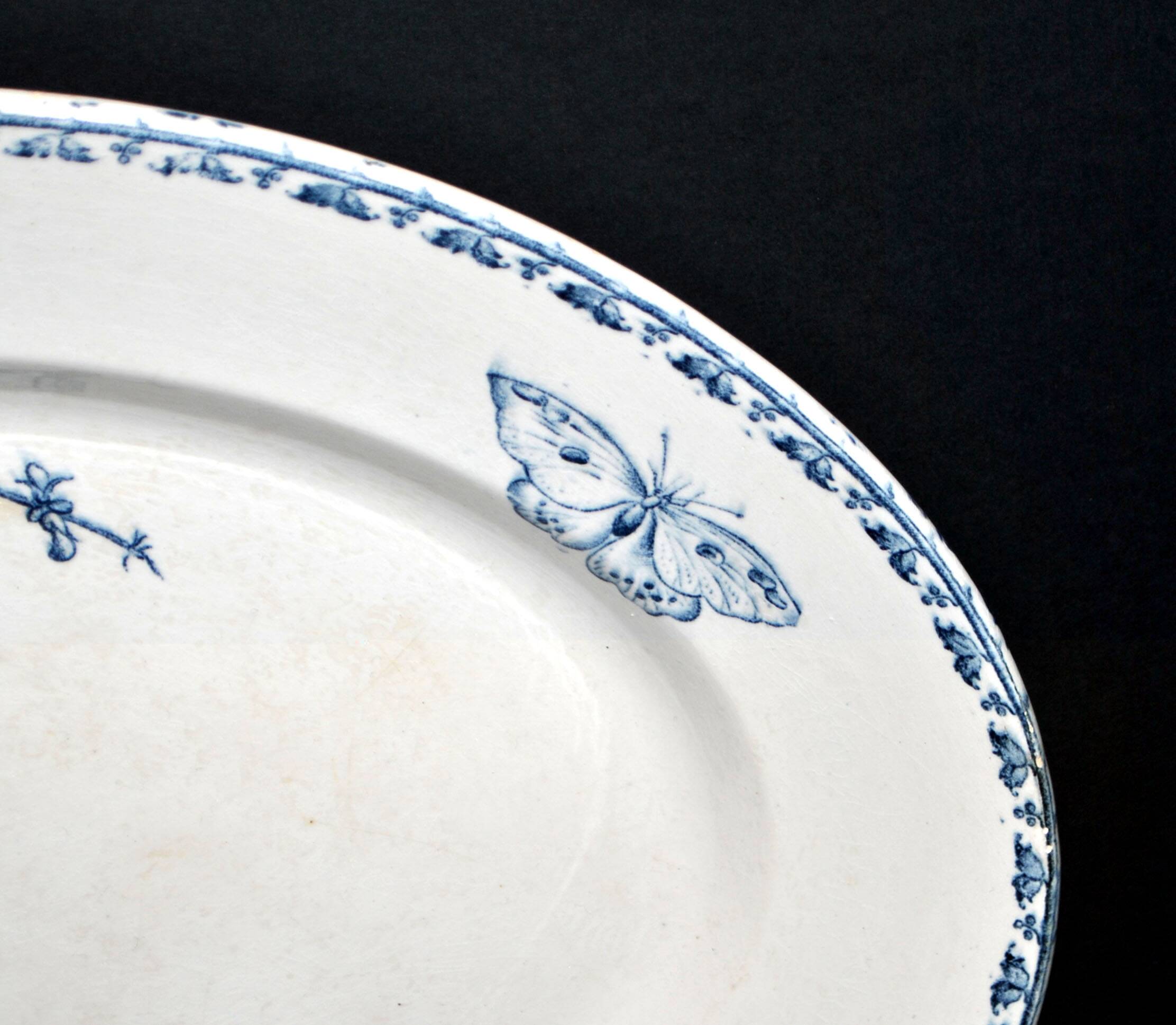 Carmen oval earthenware dish U&C Sarreguemines butterfly 35.5cm