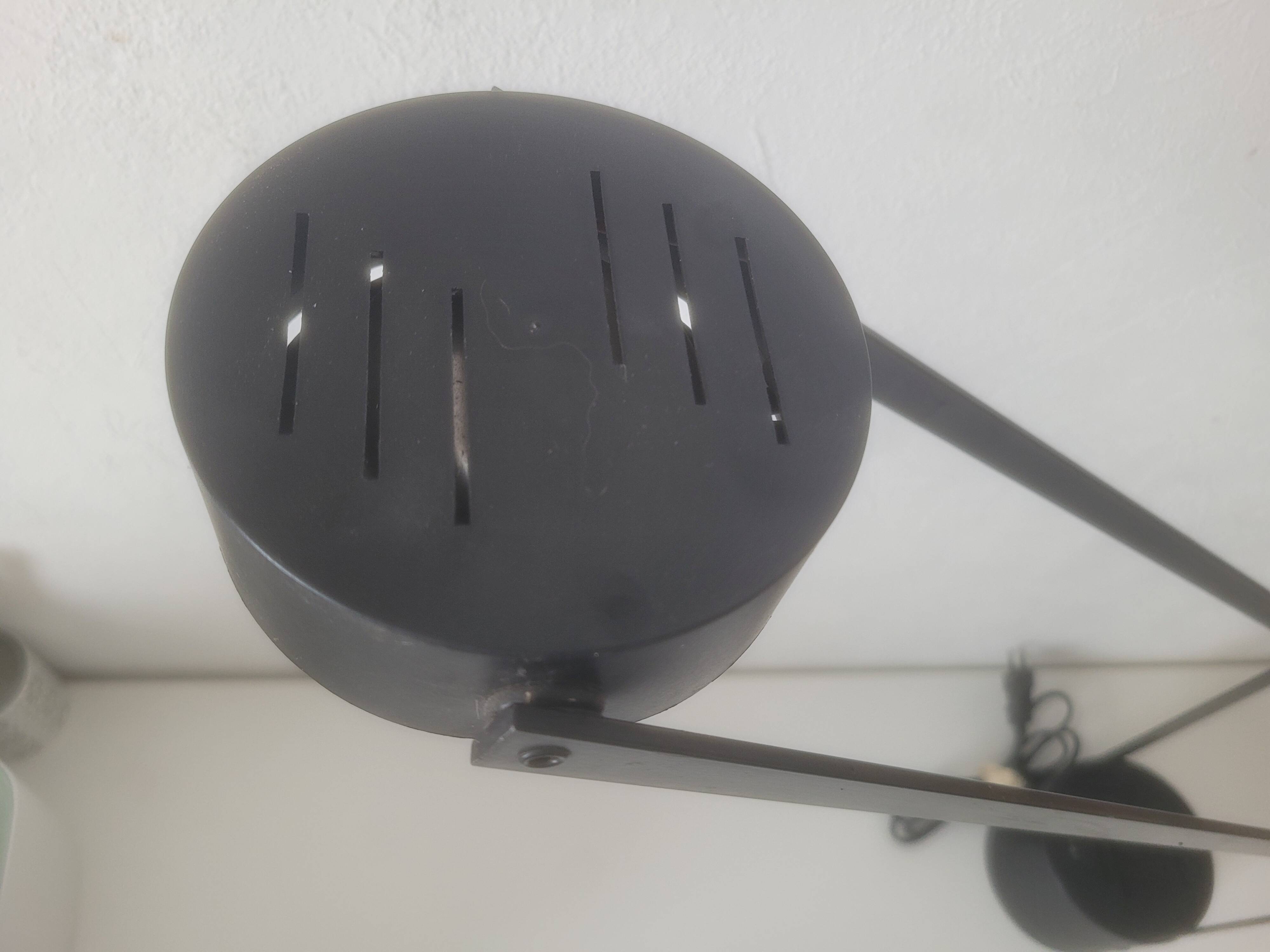 Desk lamp with balance wheel lacri italy