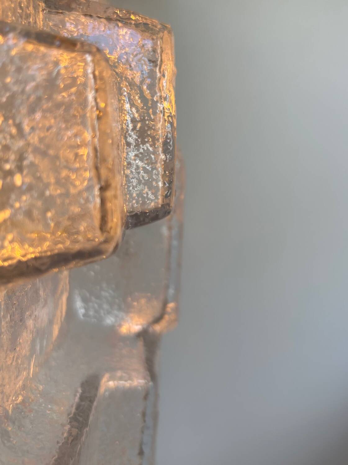 Vintage wall lamp in pressed molded bubble glass, France 1960