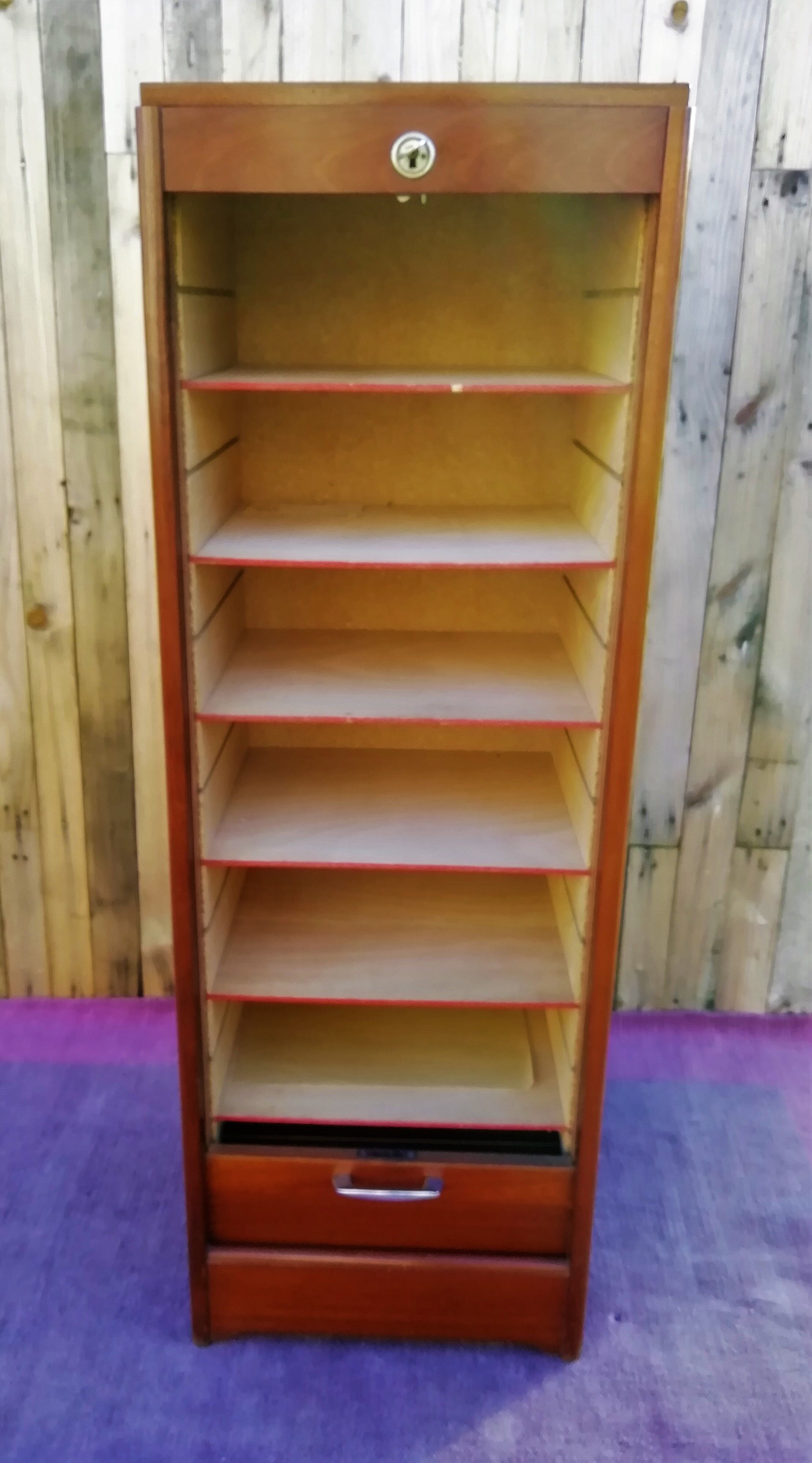 Cabinet to curtains 70s