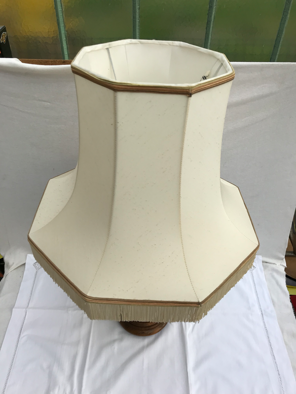 Lampe céramique Moustiers & socle bois avec abat-jour tissu beige vintage