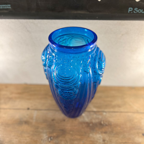 Large art deco vase in cobalt blue glass