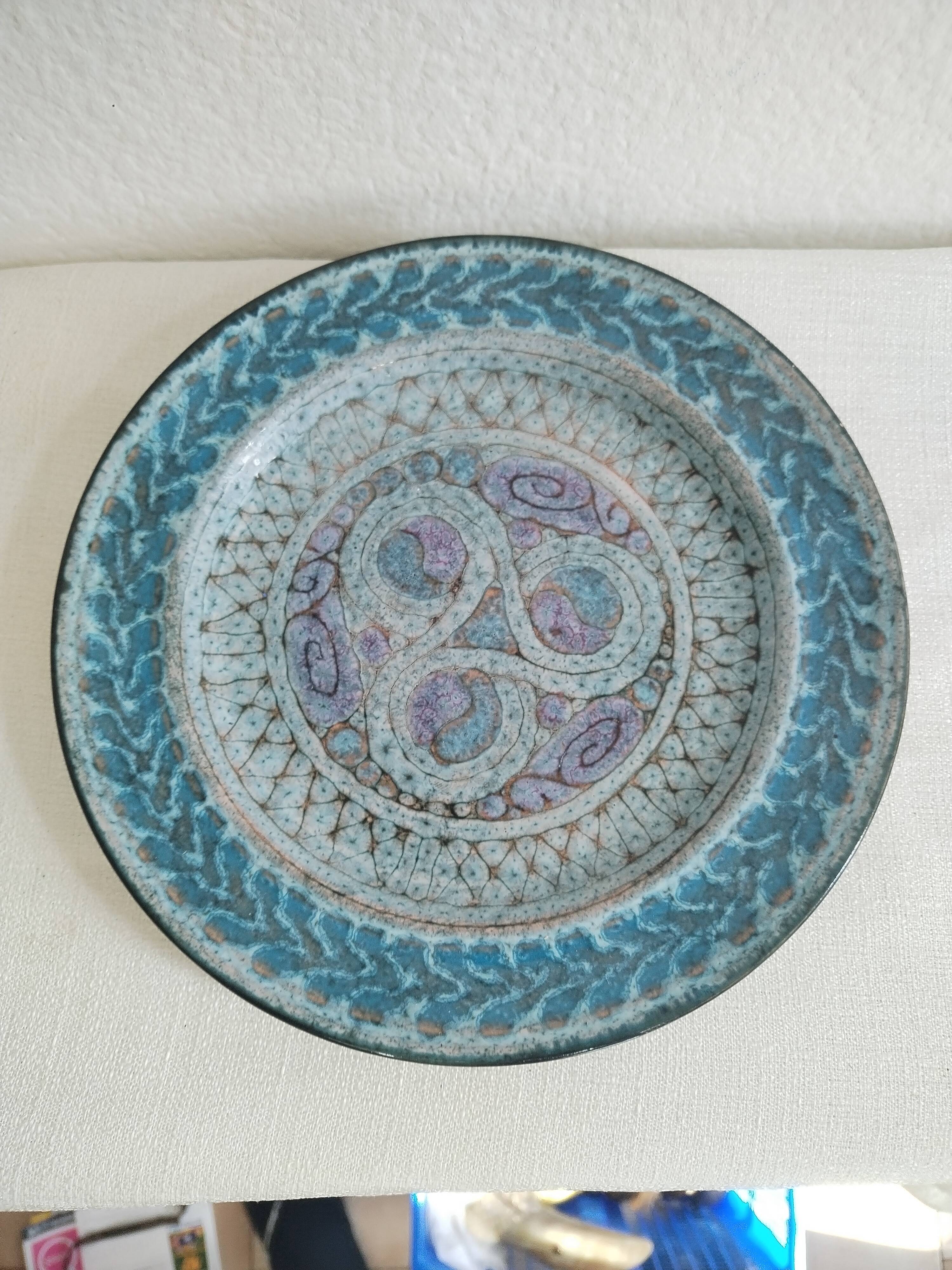 Ceramic plate Robert Le Hénaff - Breton triskell - 1986