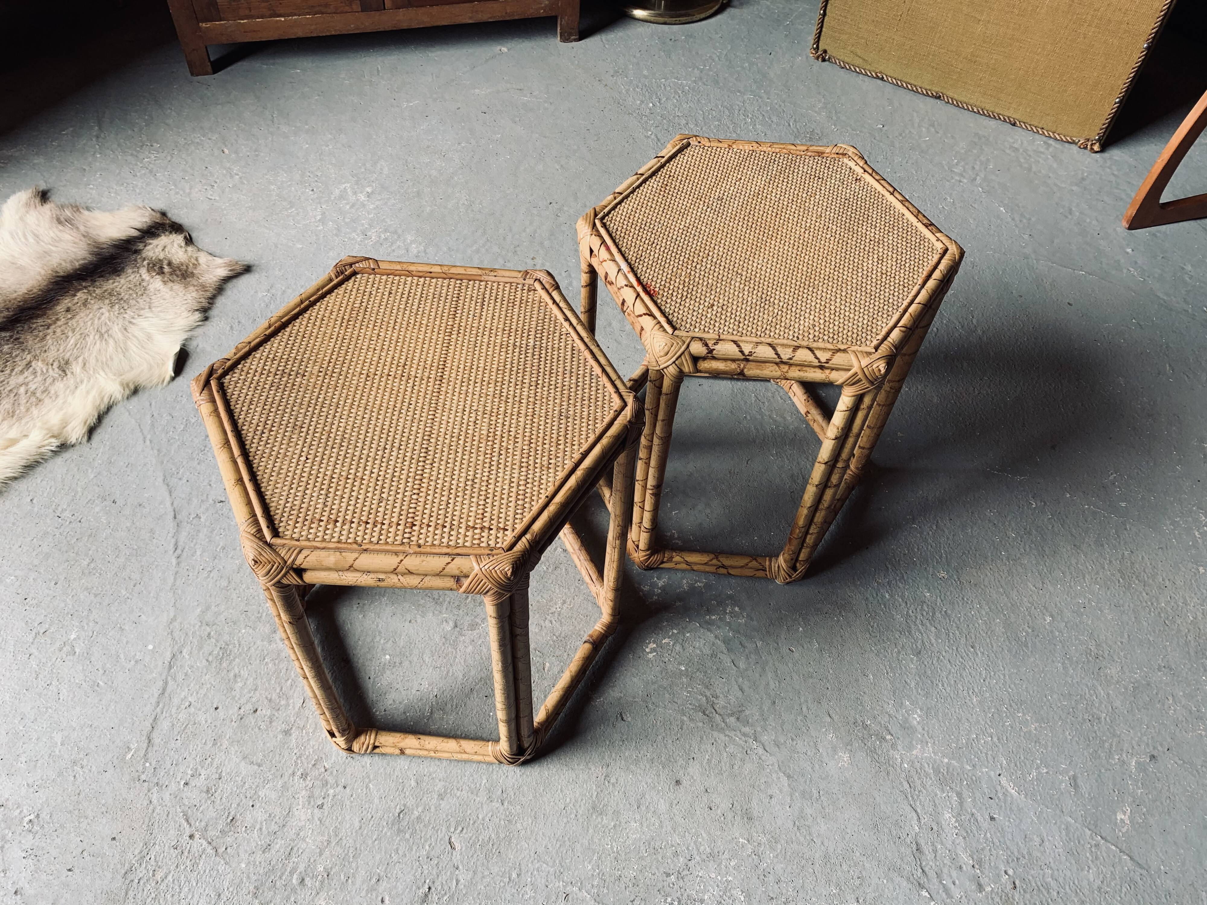 2 octagonal rattan coffee tables