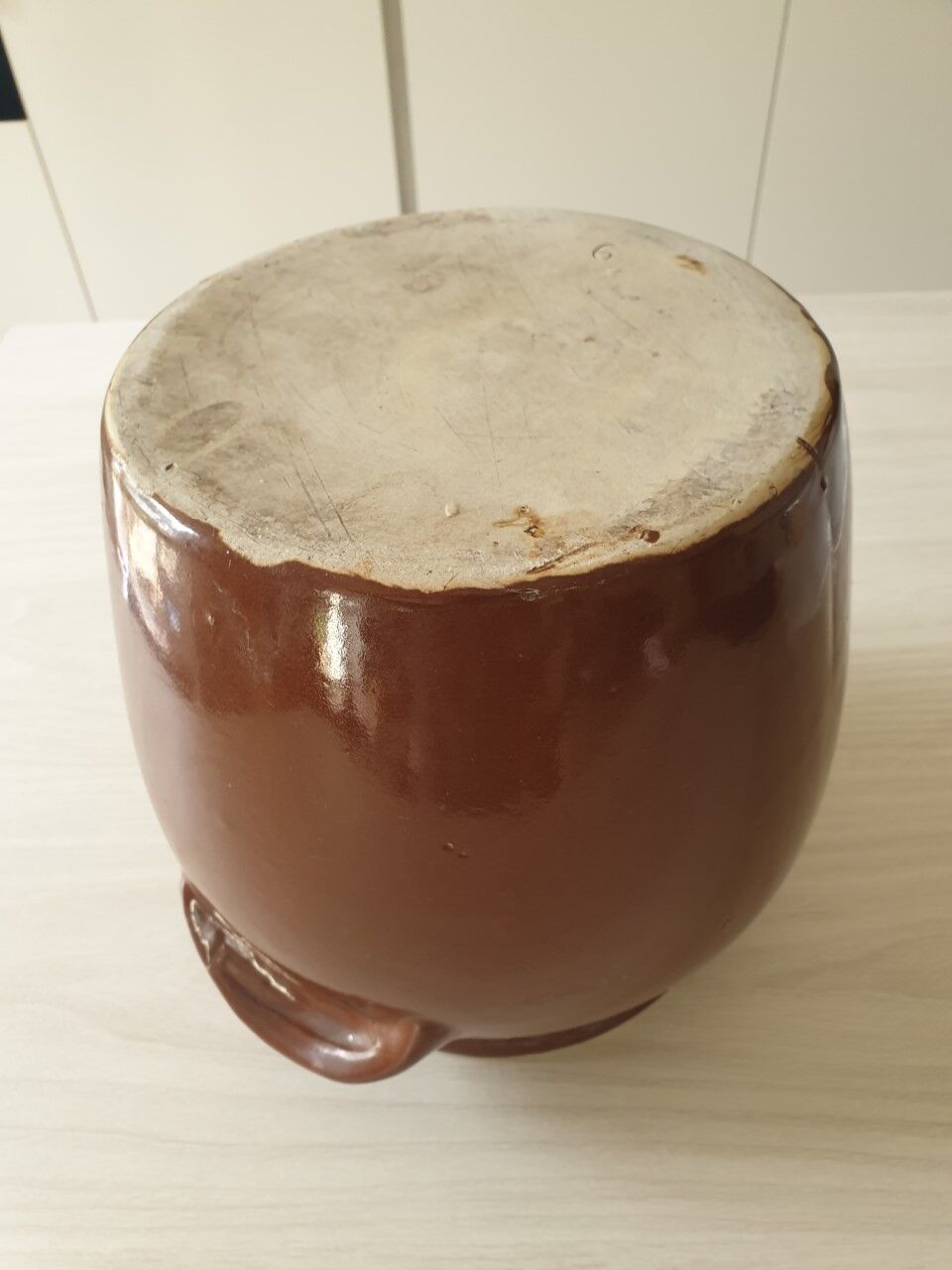 Pot en grès émaillé