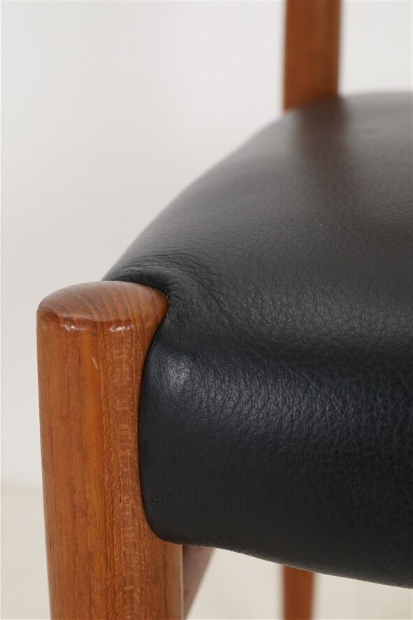 High-quality “418” chair by Arne Vodder for Sibast / teak / genuine leather / Mid-Century Danish Modern design / 1960s
