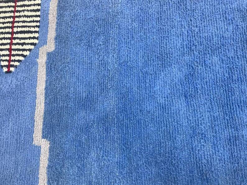 Berber rug in pure wool, size 150 x 250 cm