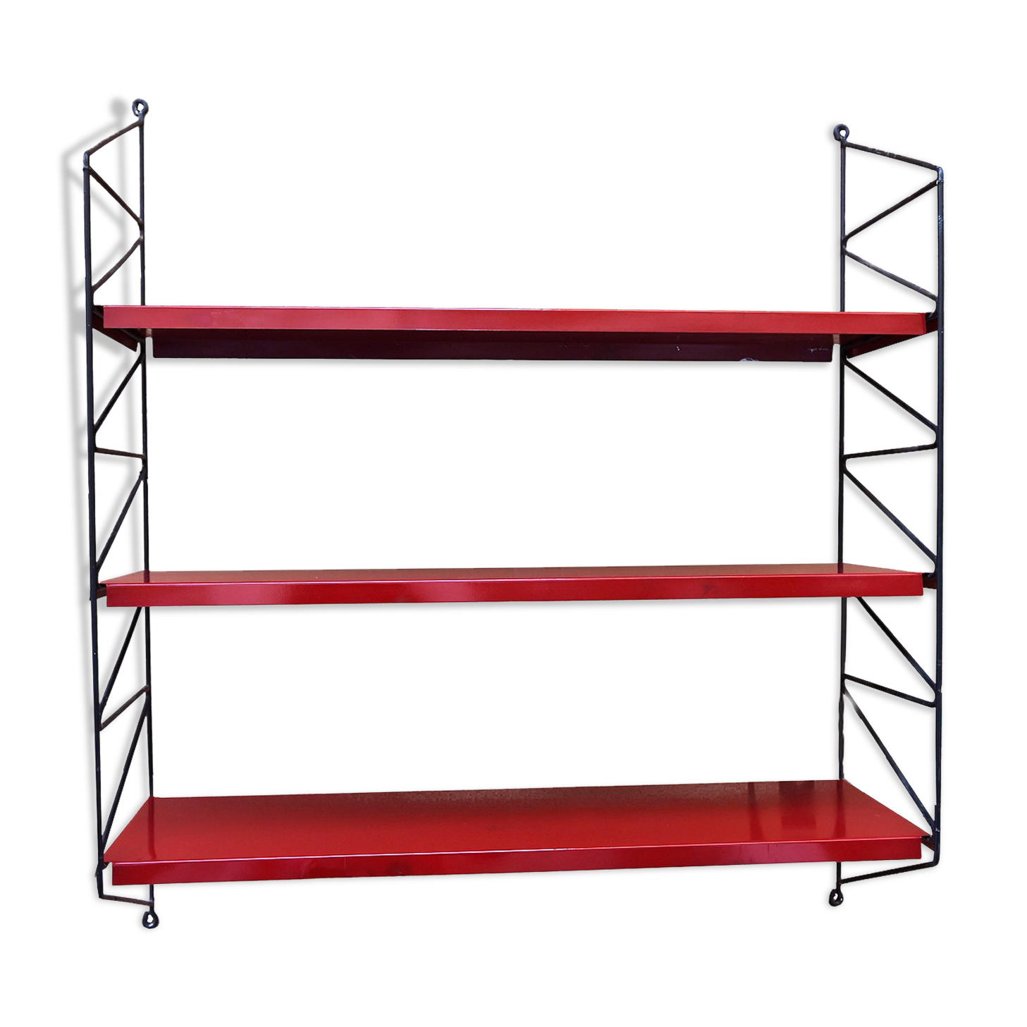 Original string shelf with metal shelfs