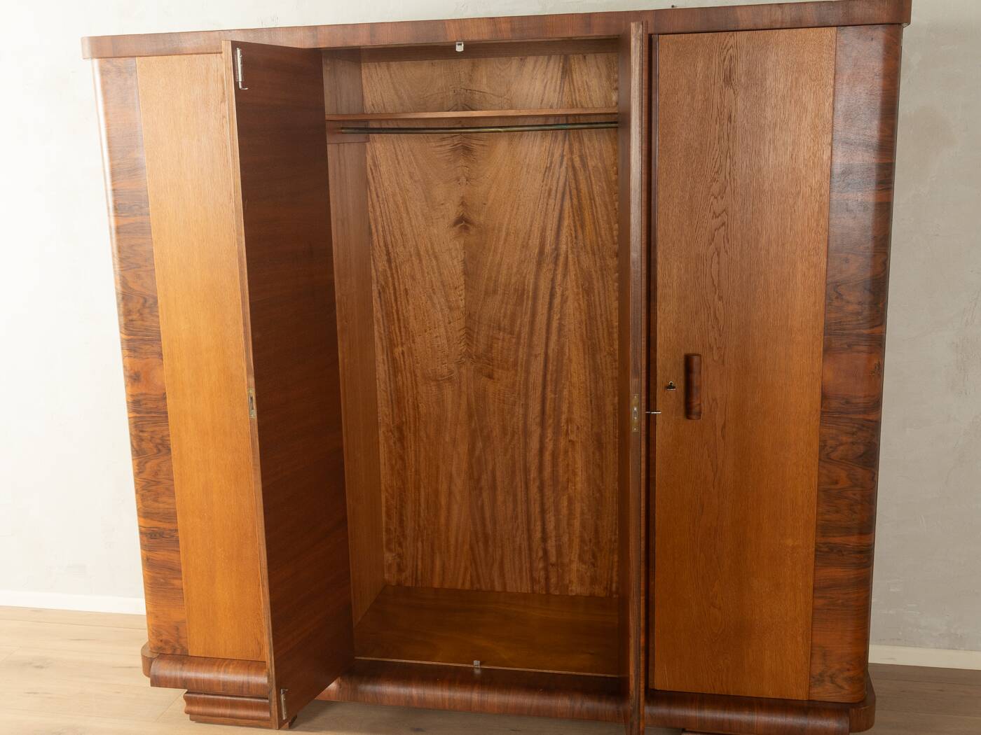 Wonderful Art Deco wardrobe from the 1920s