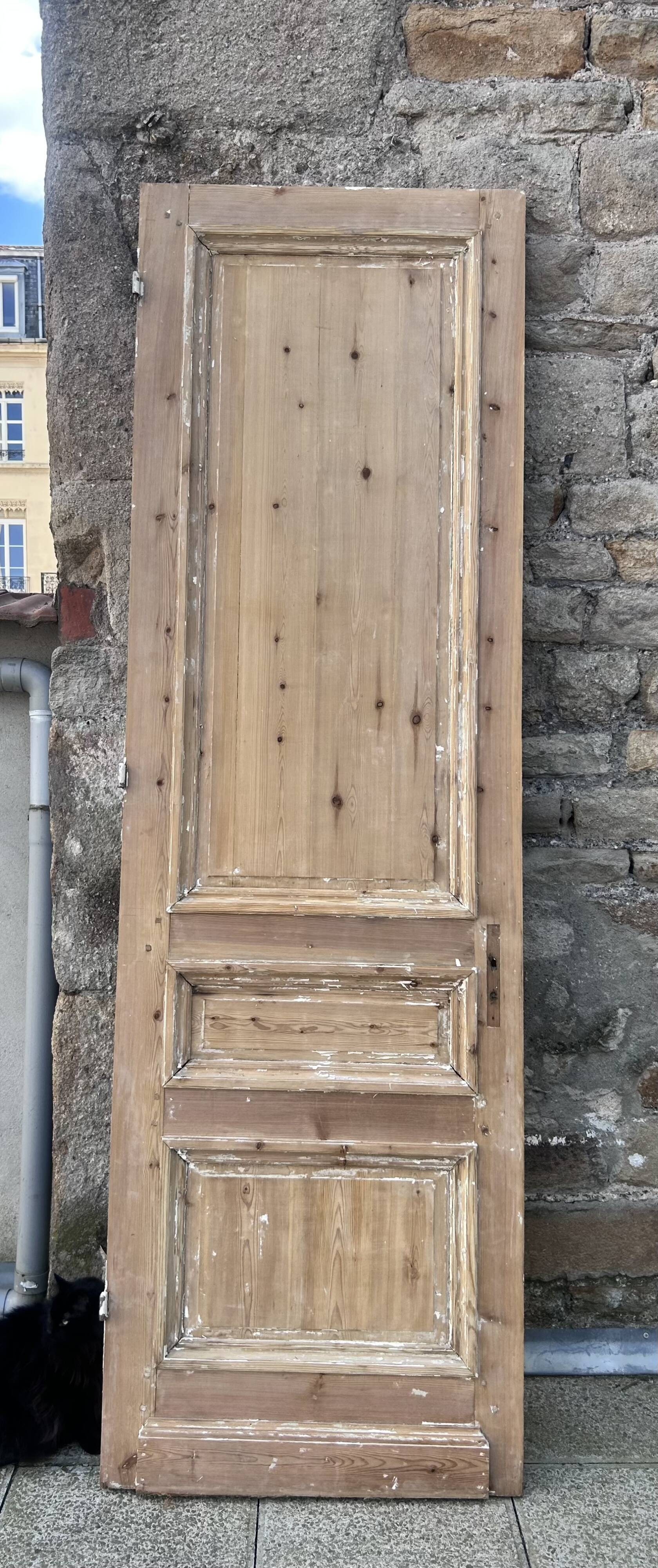 Haussmann-style door