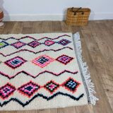 Handmade wool Berber rug 176 X 120 CM
