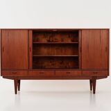 Buffet haut en teck, design danois, années 1970, production : Danemark