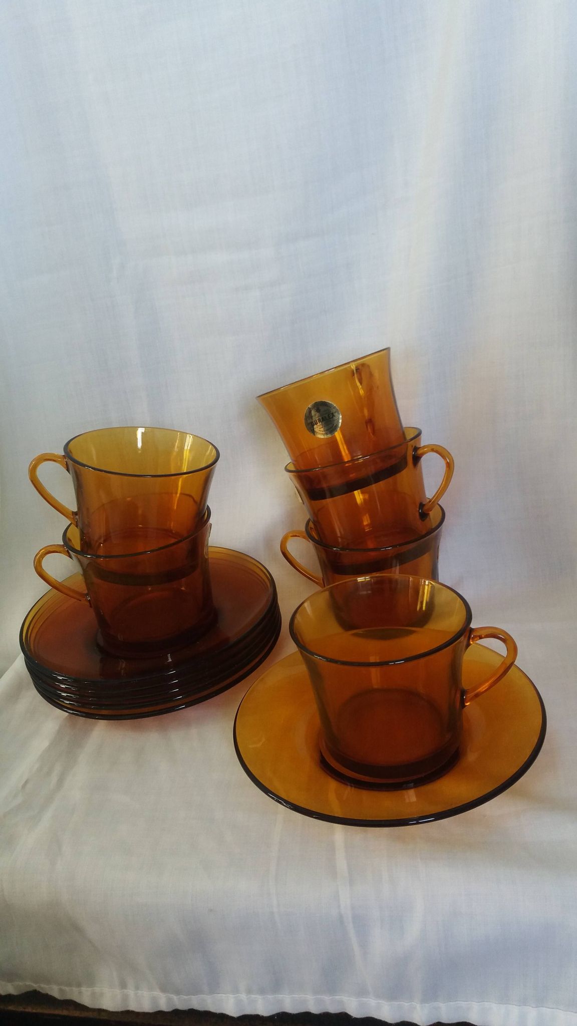 Duralex tea set, 6 large amber glass cups and saucers