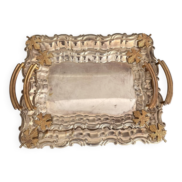 Paire de plateaux gigognes en métal argenté à décor doré de feuilles de vigne