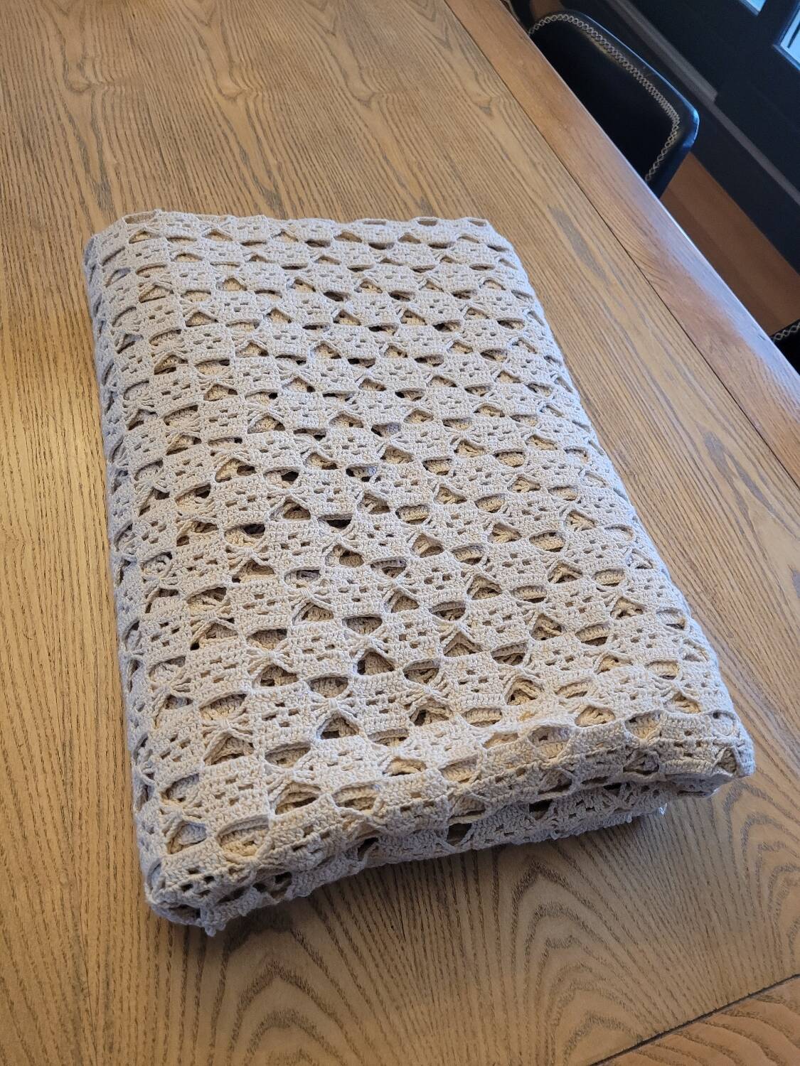 Couvre lit en crochet couleur ficelle