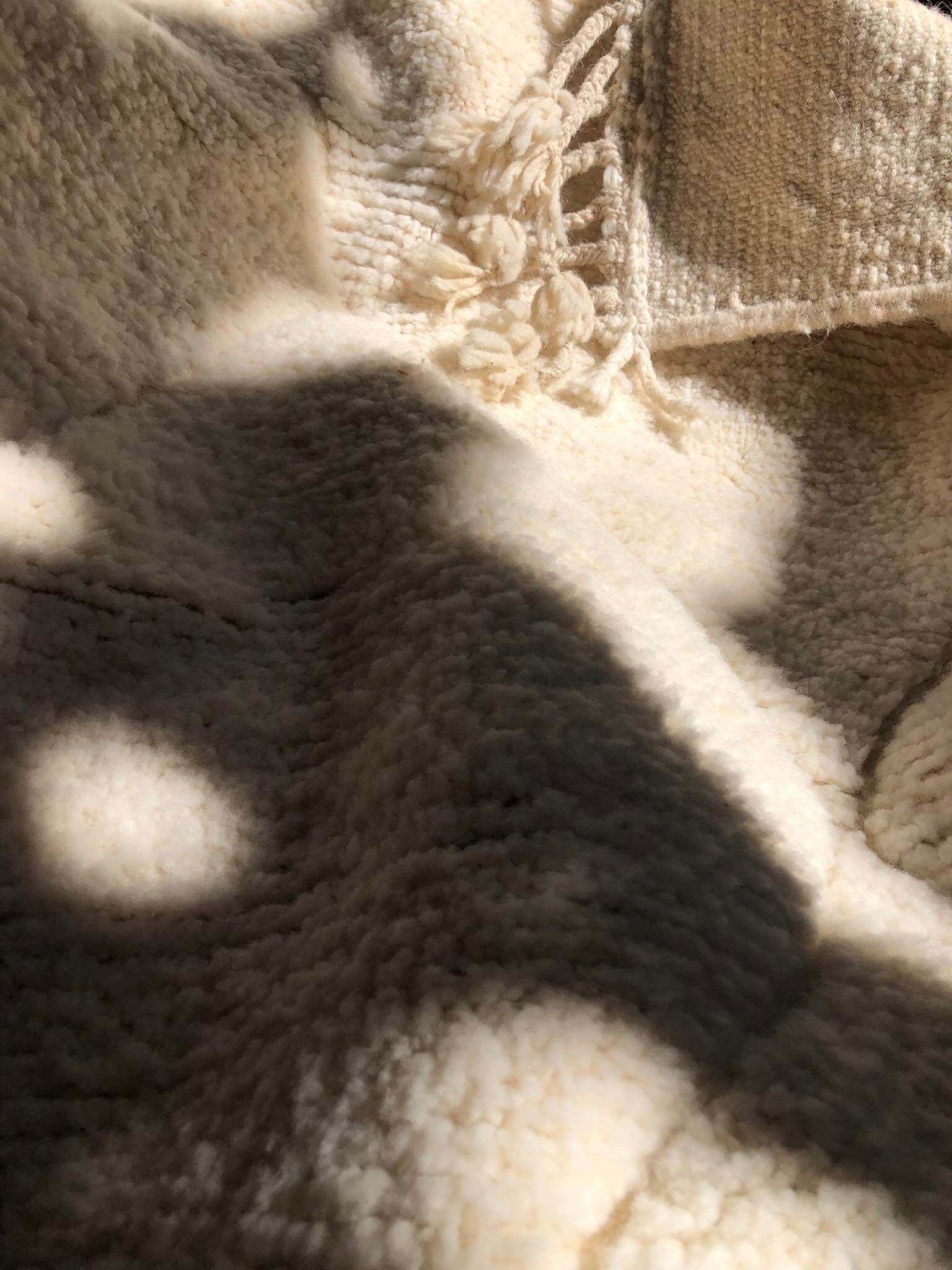 Wool carpet 155x105cm