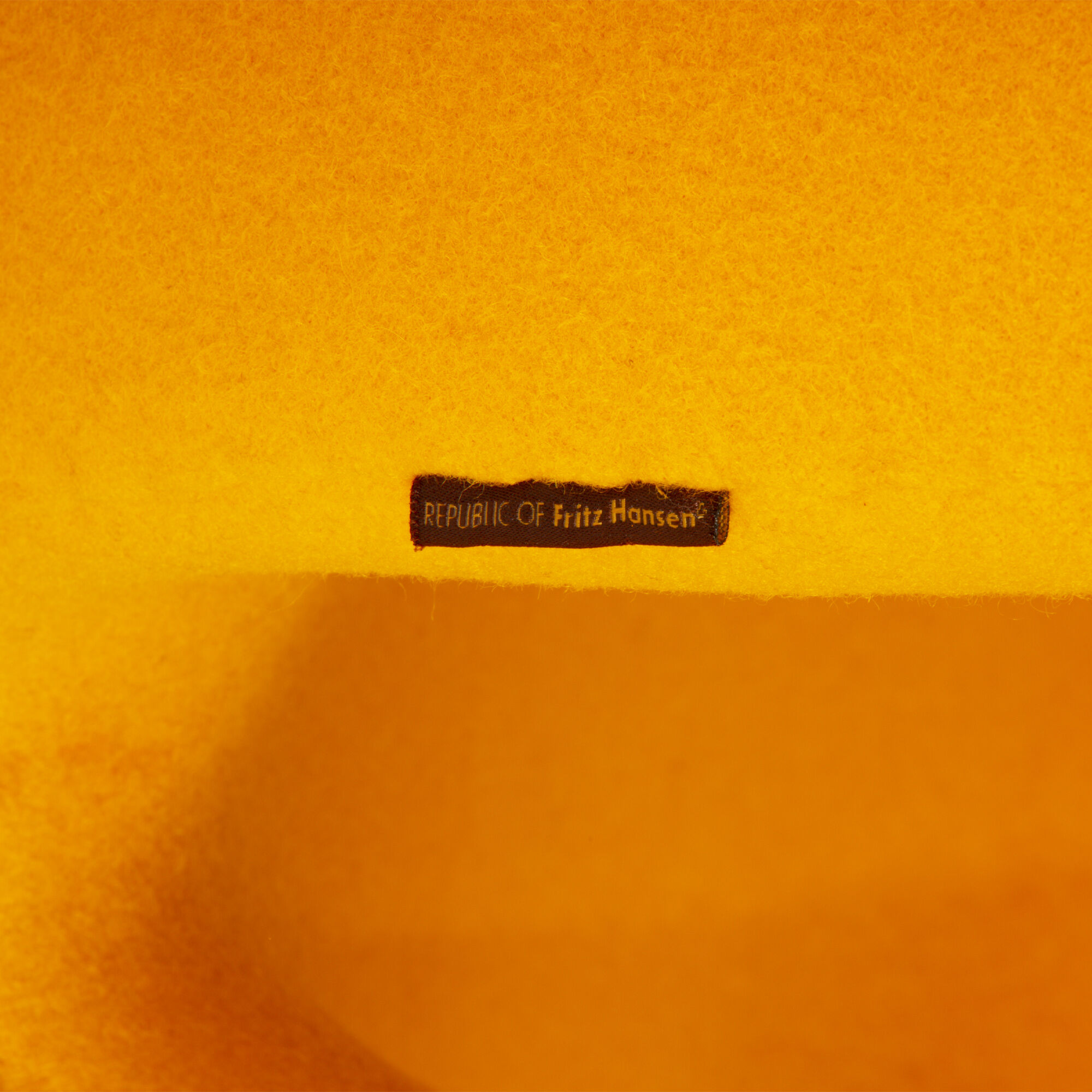 Yellow Model 3320 Swan Chair by Arne Jacobsen for Fritz Hansen