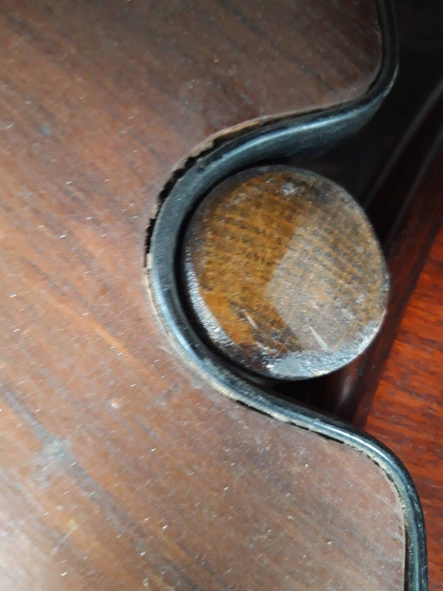 1960s round table - Convertible into a game table