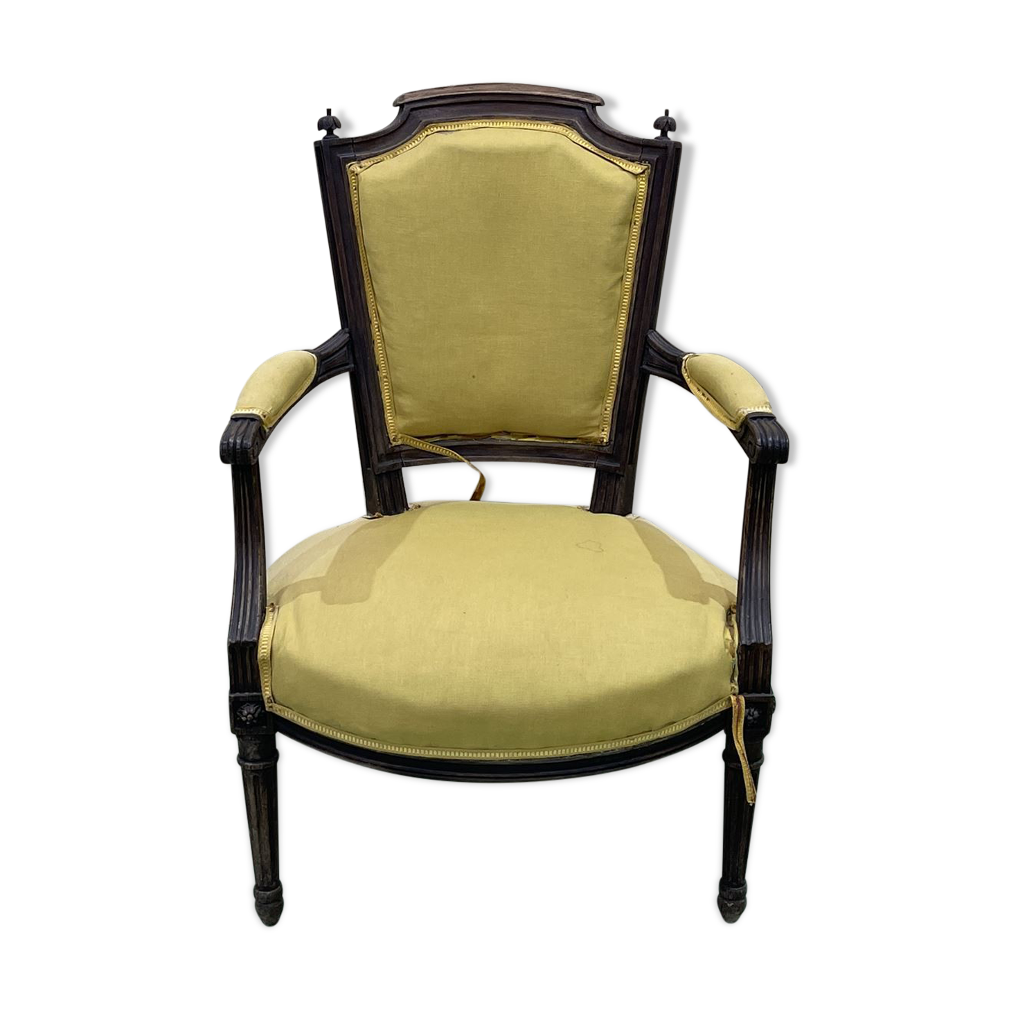 fauteuil de style Louis XVI en hêtre fin XIXème