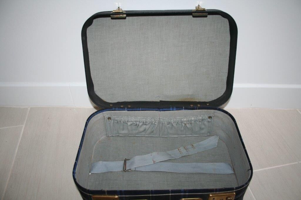 Tissue case scottish