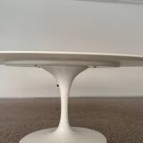 Saarinen table oval top Knoll