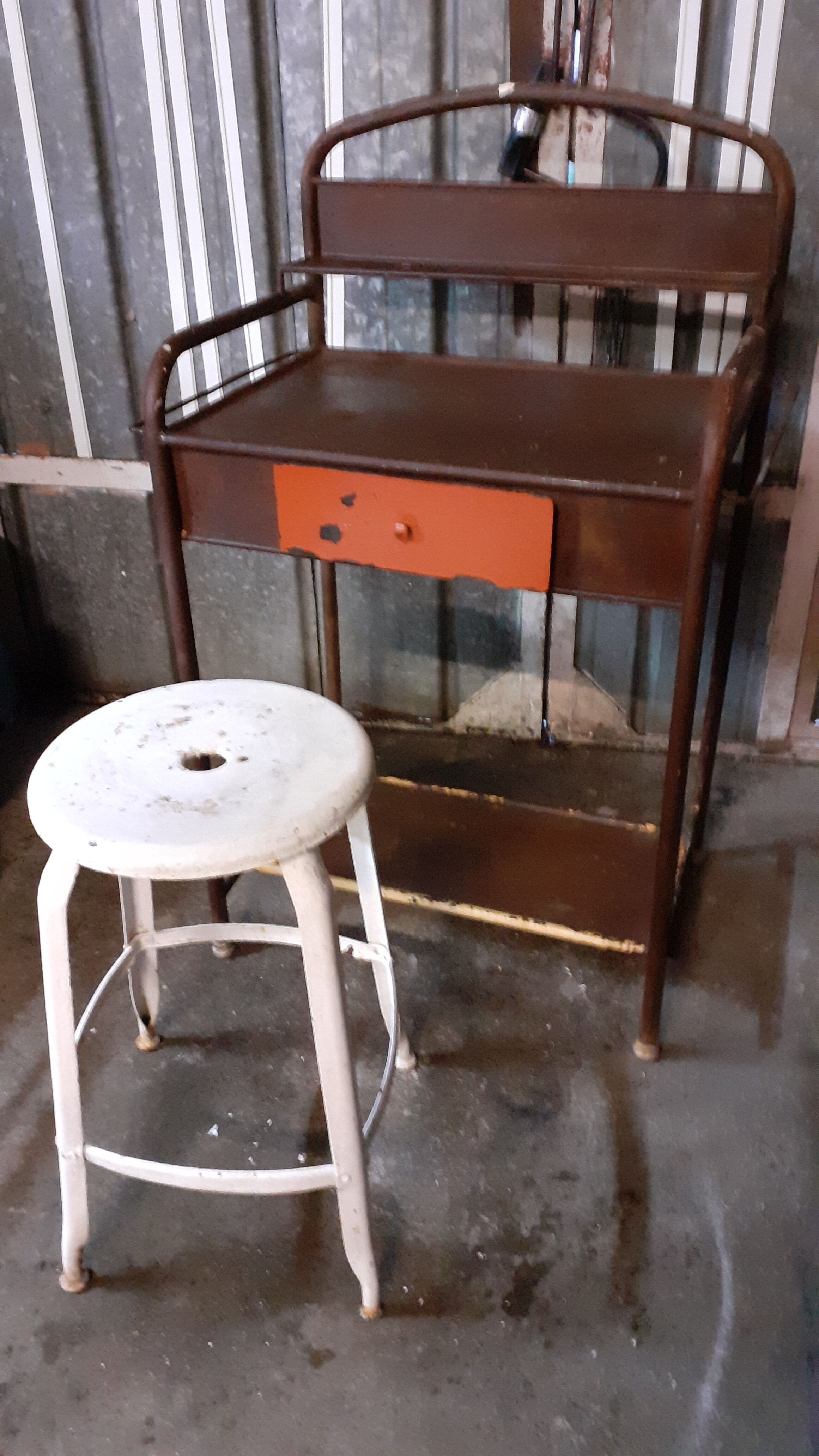 Nicolle industrial stool