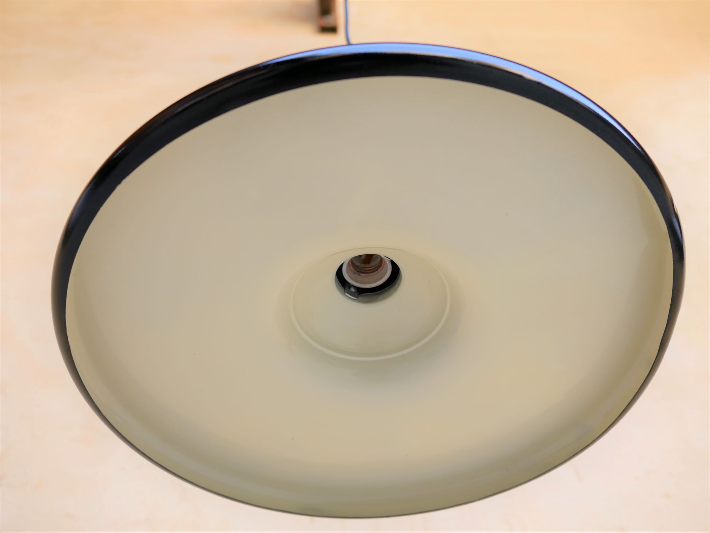 Hanging lamp by Lita editions