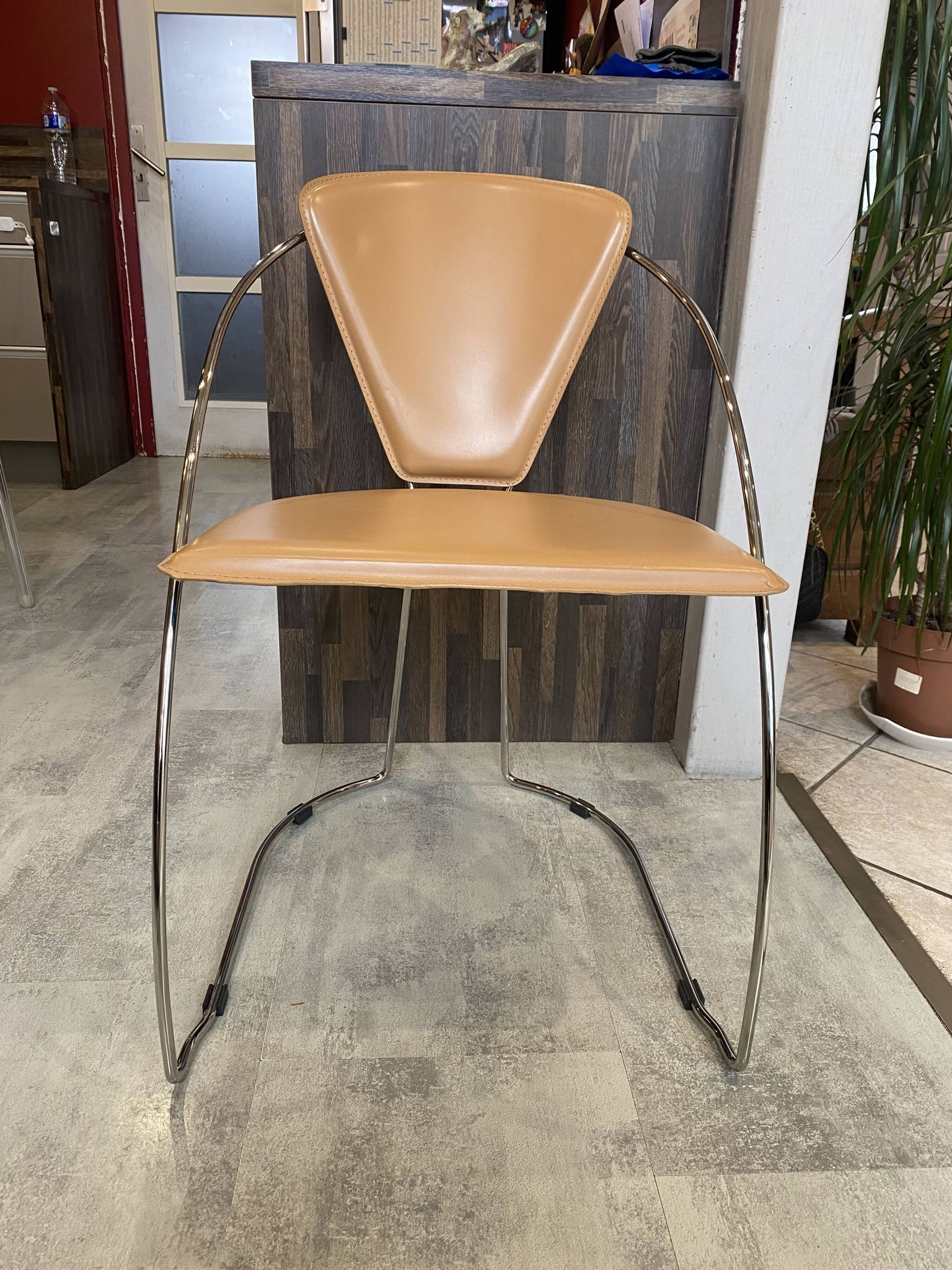 1 Linda armchair chair by Arrben in camel brown leather with a chrome steel frame.