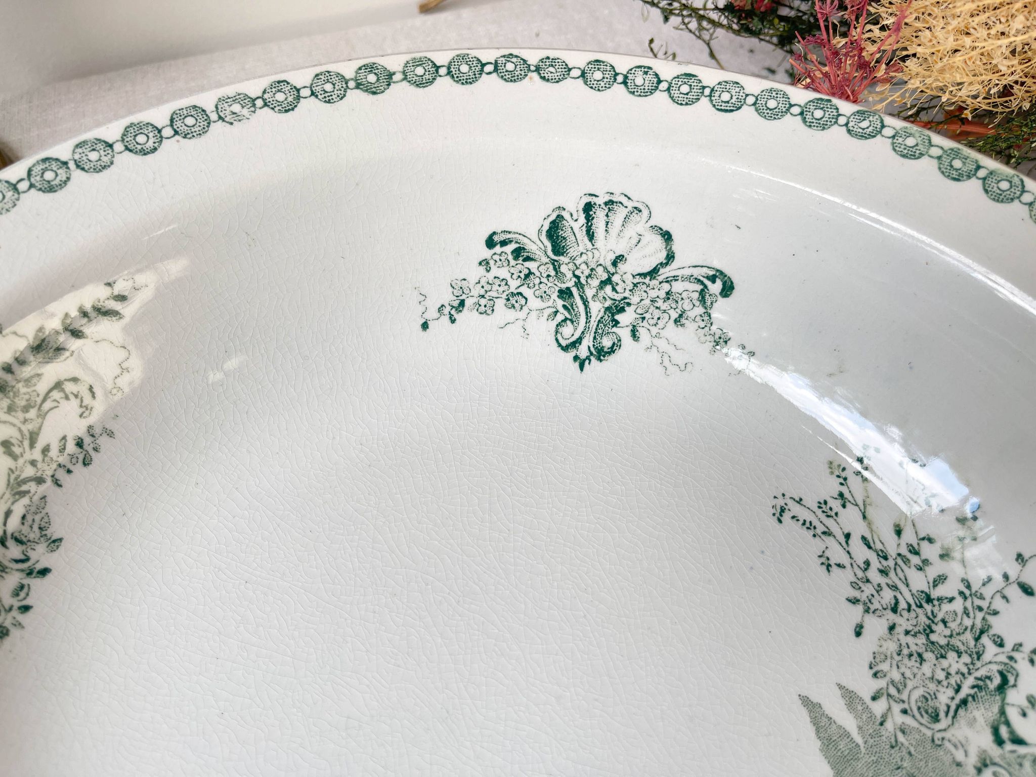 Vintage hollow dish French Terre de Fer St Amand TRIANON cherub motif 19th century